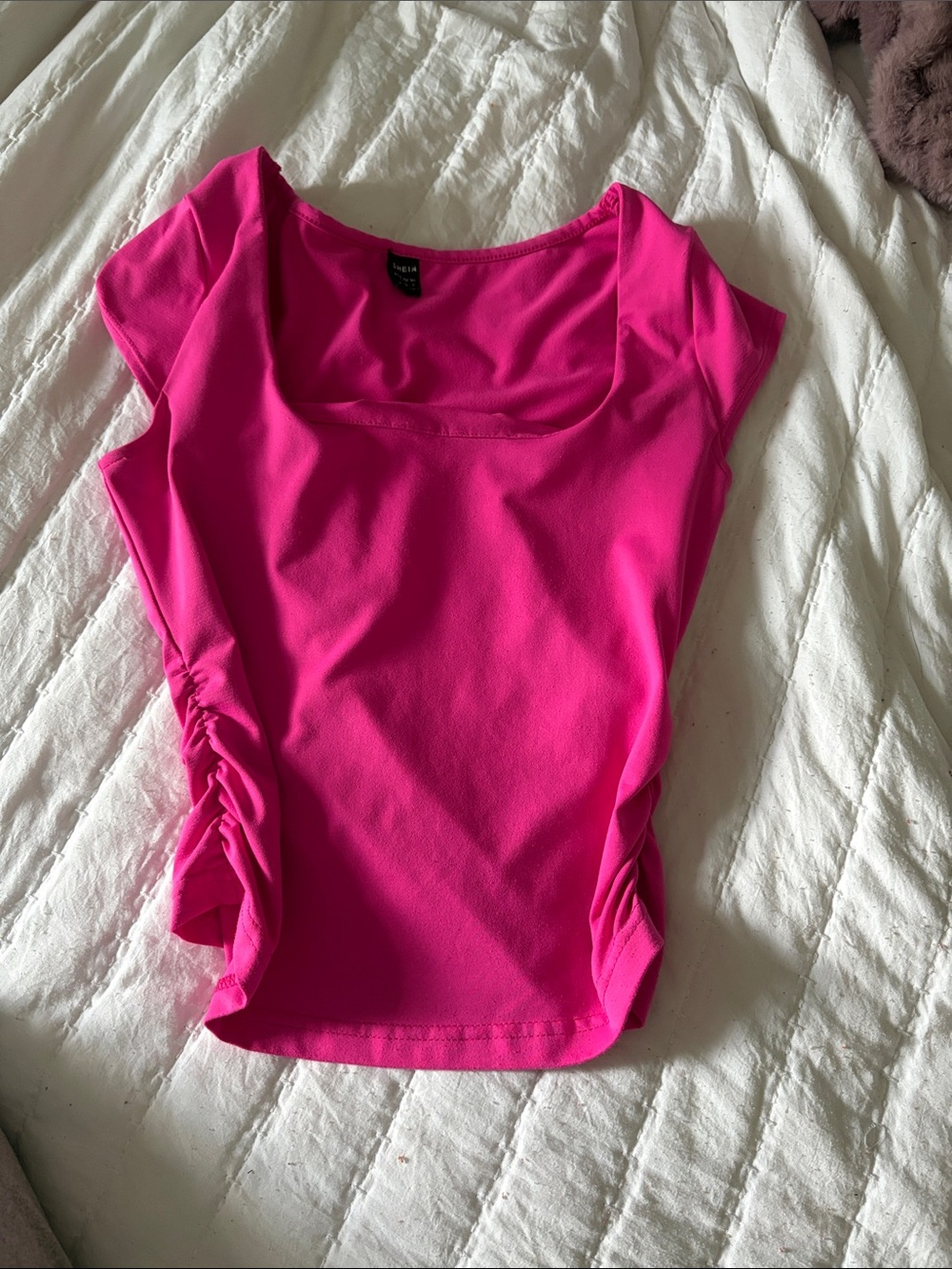 SHEIN Hot Pink Ruched Side Crop Top - Picture 1 of 2